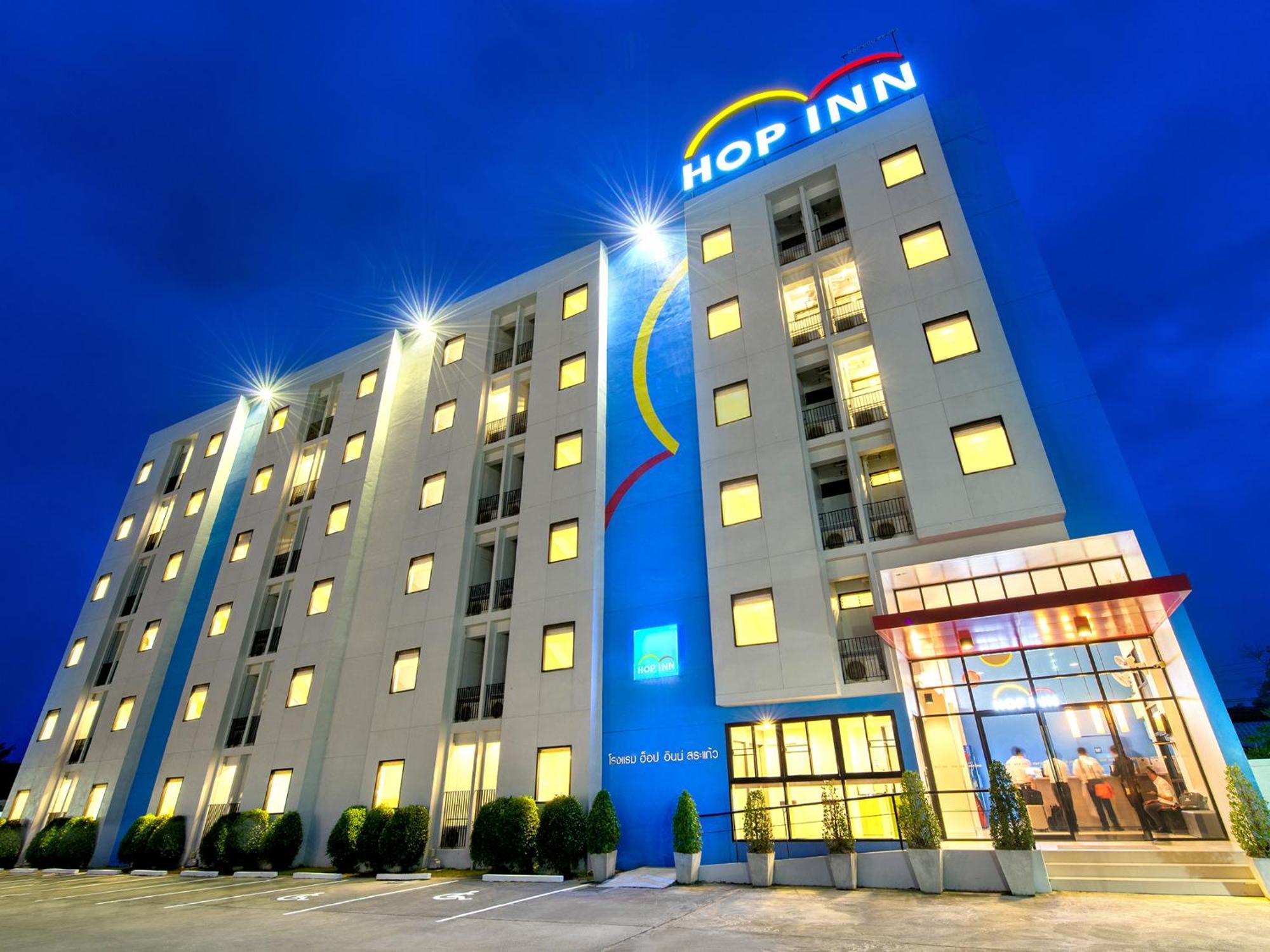 Hop Inn Лопбури Экстерьер фото