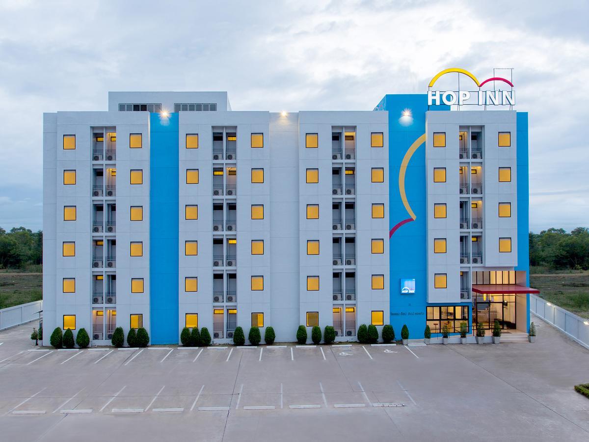 Hop Inn Лопбури Экстерьер фото