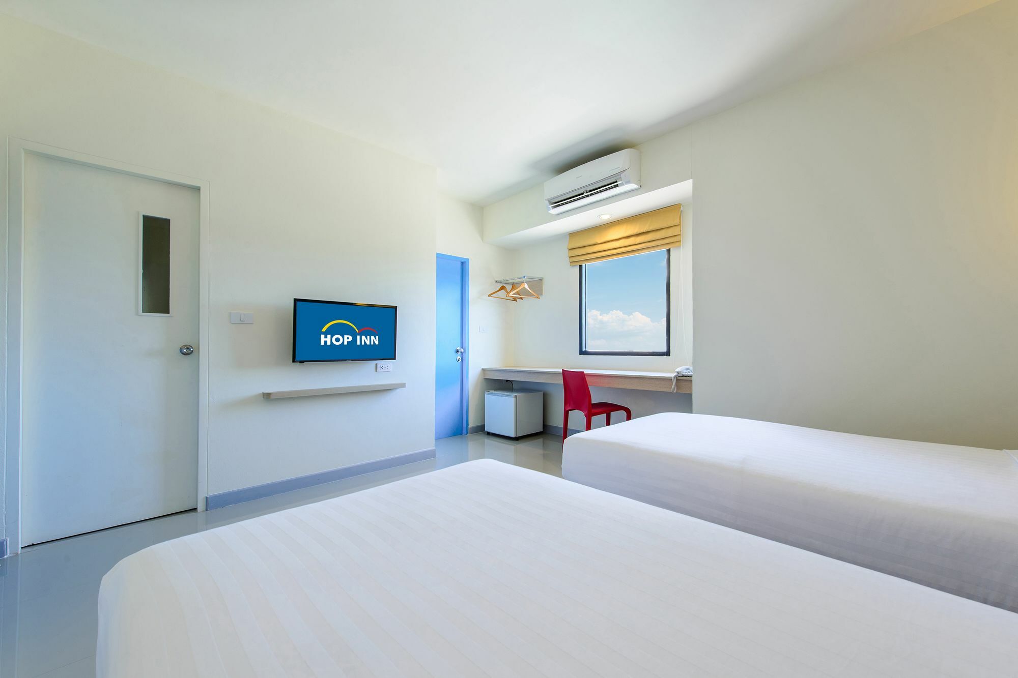 Hop Inn Лопбури Экстерьер фото