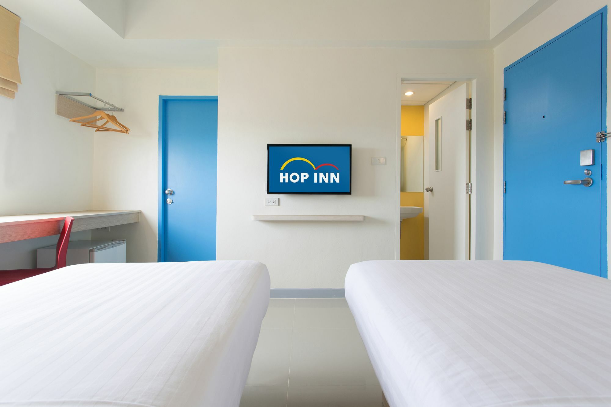 Hop Inn Лопбури Экстерьер фото