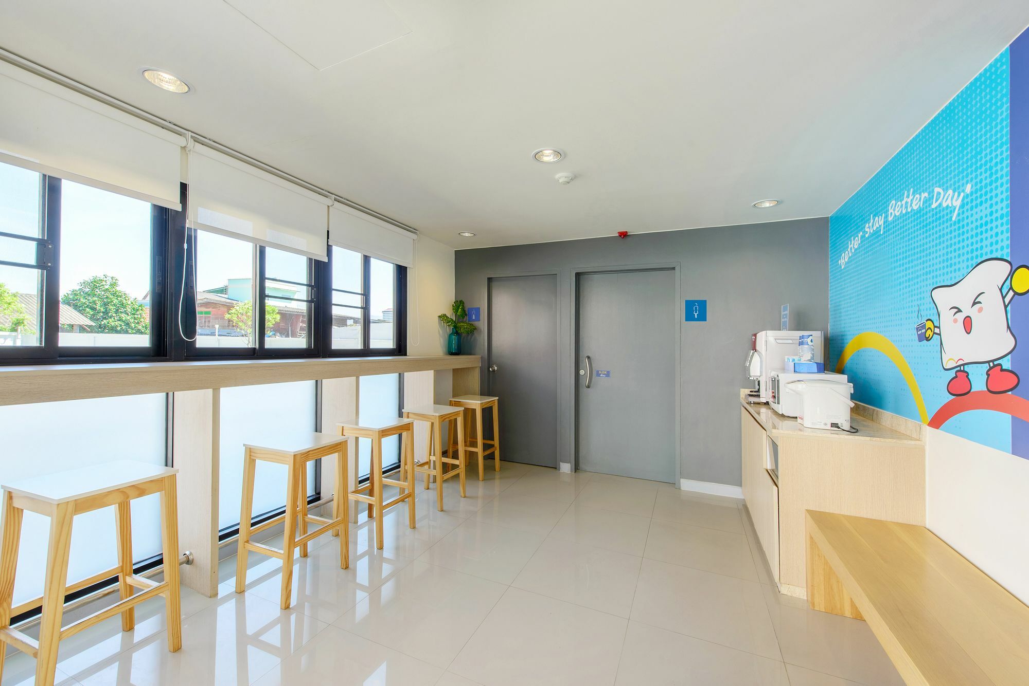 Hop Inn Лопбури Экстерьер фото