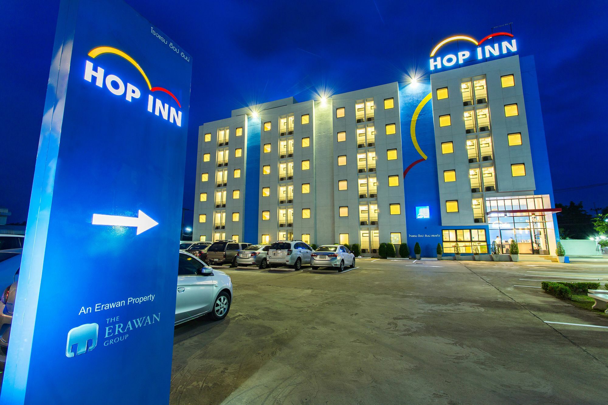 Hop Inn Лопбури Экстерьер фото